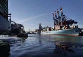 进出口海运放单方式对比:电放、正本提单、SWB三者区别